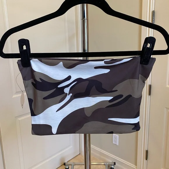 Camo crop tube top size medium large NWT - Picture 7 of 10
